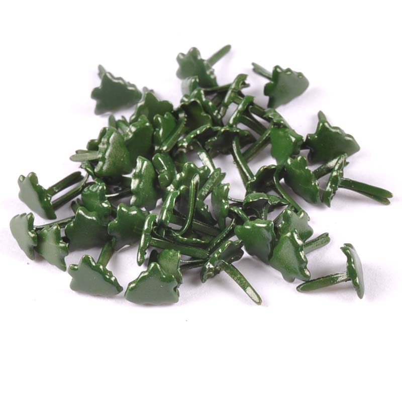 Christmas Craft Embellishment - クリスマスミニツリーメタルファスナーブラッド、スクラップブッキング装飾、クラフト紙装飾用、7x8mm、cp2165、50個